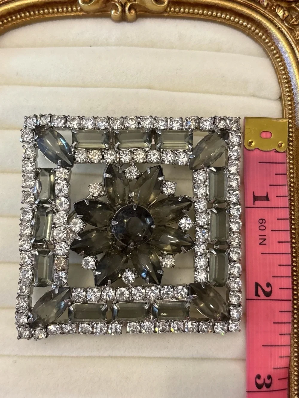 N/A vintage rhinestone